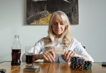 4 Signs that Your Loved One Needs Gambling Addiction Treatment