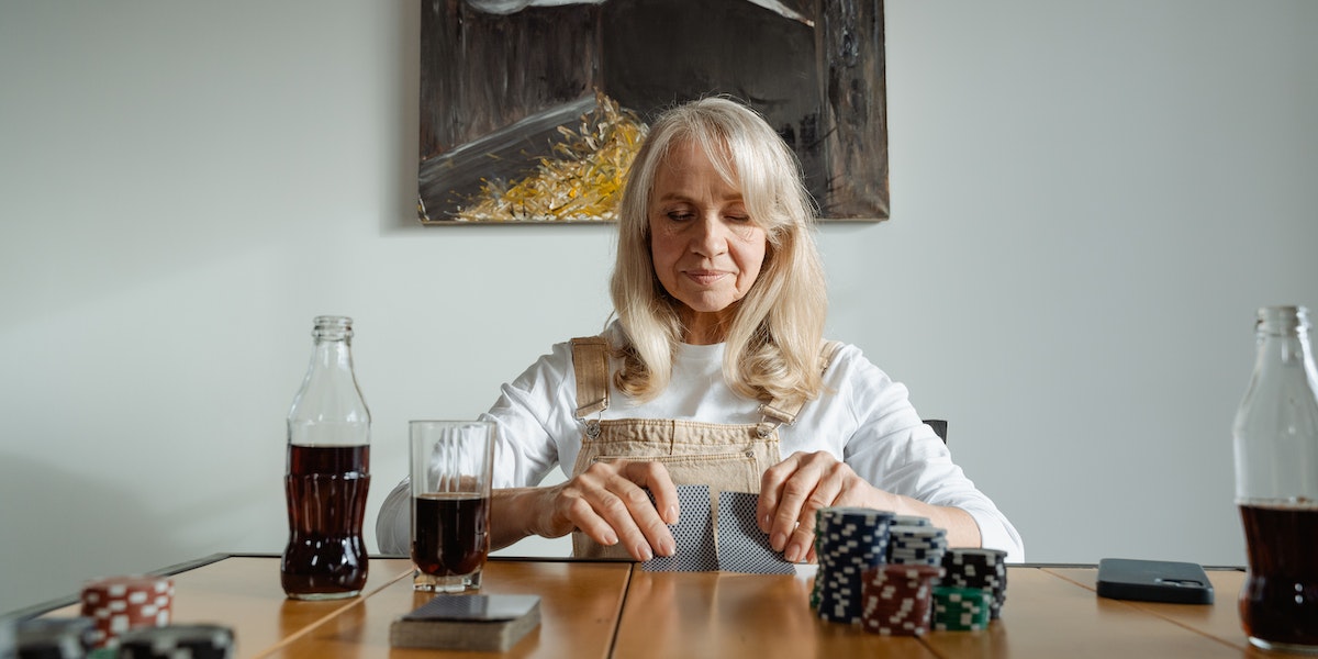 4 Signs that Your Loved One Needs Gambling Addiction Treatment